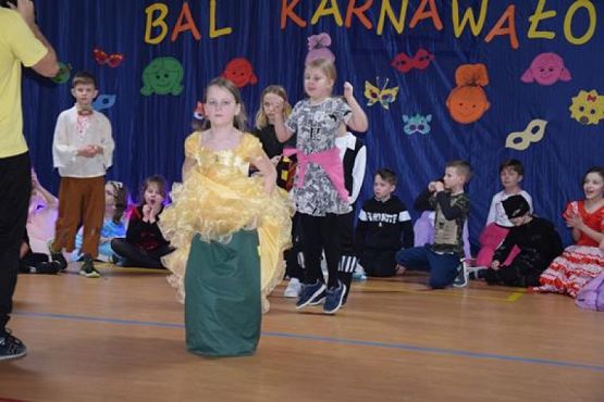  Grafika #25: Bal karnawałowy grafika