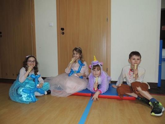  Grafika #52: Bal karnawałowy grafika