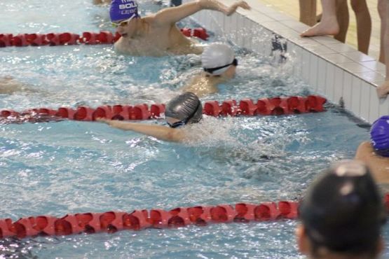  Grafika #10: Sztafety pływackie grafika