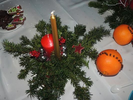  Grafika #23: Wigilie klasowe i wspólne kolędowanie - fotorelacja grafika