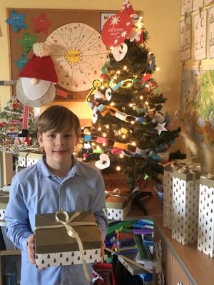  Grafika #28: Wigilie klasowe i wspólne kolędowanie - fotorelacja grafika