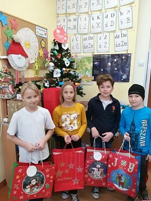  Grafika #2: Świąteczna paczka grafika