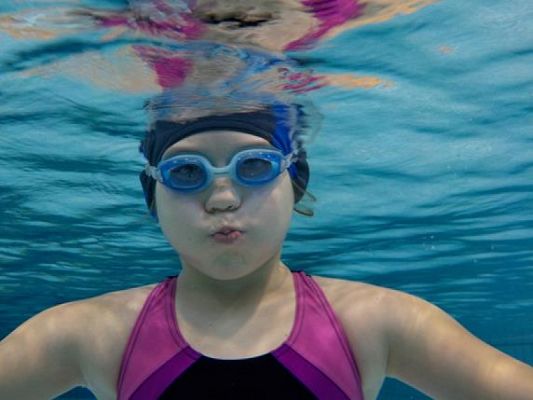  Grafika #1: Podwodne zdjęcia - fotorelacja z zajęć na basenie grafika