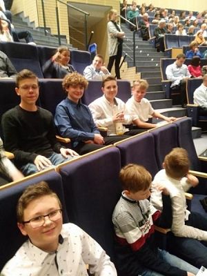  Grafika #1: VI a i b oraz VIII a i b w Teatrze Muzycznym w Gdyni grafika