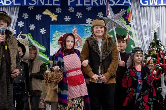  Grafika #32: WIECZORNICA BOŻONARODZENIOWA w SJSP LTO połączona z KIERMASZEM ŚWIĄTECZNYM oraz LICYTACJĄ na rzecz Zuzanny Kapczuk i Jasia Brylowskiego grafika