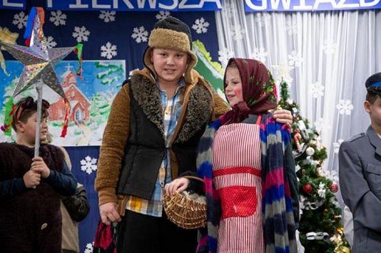  Grafika #37: WIECZORNICA BOŻONARODZENIOWA w SJSP LTO połączona z KIERMASZEM ŚWIĄTECZNYM oraz LICYTACJĄ na rzecz Zuzanny Kapczuk i Jasia Brylowskiego grafika