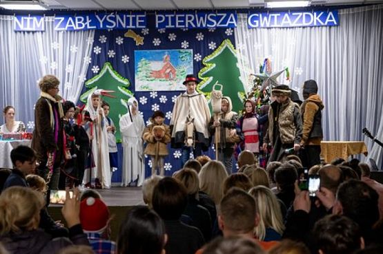  Grafika #42: WIECZORNICA BOŻONARODZENIOWA w SJSP LTO połączona z KIERMASZEM ŚWIĄTECZNYM oraz LICYTACJĄ na rzecz Zuzanny Kapczuk i Jasia Brylowskiego grafika