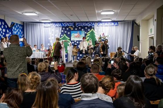  Grafika #43: WIECZORNICA BOŻONARODZENIOWA w SJSP LTO połączona z KIERMASZEM ŚWIĄTECZNYM oraz LICYTACJĄ na rzecz Zuzanny Kapczuk i Jasia Brylowskiego grafika