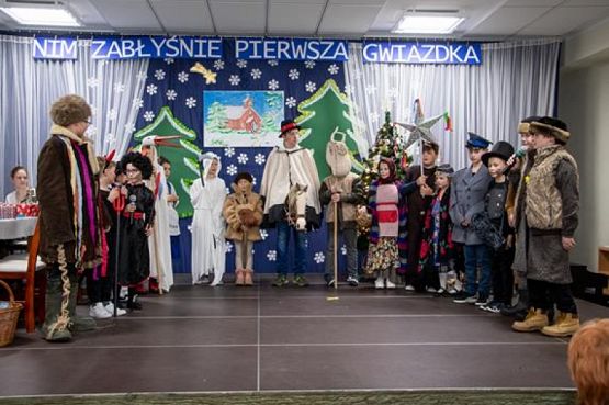  Grafika #44: WIECZORNICA BOŻONARODZENIOWA w SJSP LTO połączona z KIERMASZEM ŚWIĄTECZNYM oraz LICYTACJĄ na rzecz Zuzanny Kapczuk i Jasia Brylowskiego grafika