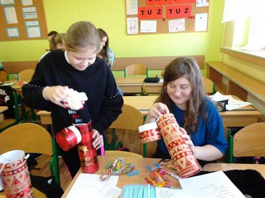  Grafika #5: MIKOŁAJKI KLASY V B grafika