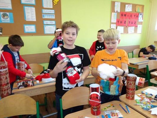  Grafika #9: MIKOŁAJKI KLASY V B grafika