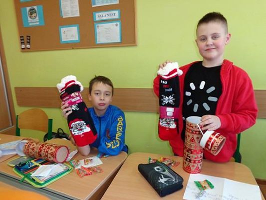  Grafika #10: MIKOŁAJKI KLASY V B grafika