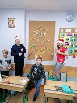  Grafika #1: Mikołajki w Va grafika