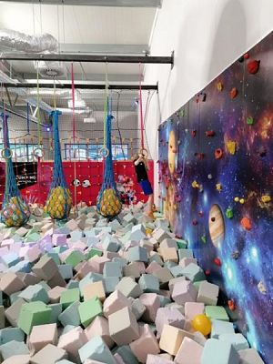  Grafika #9: Mikołajki w Va grafika