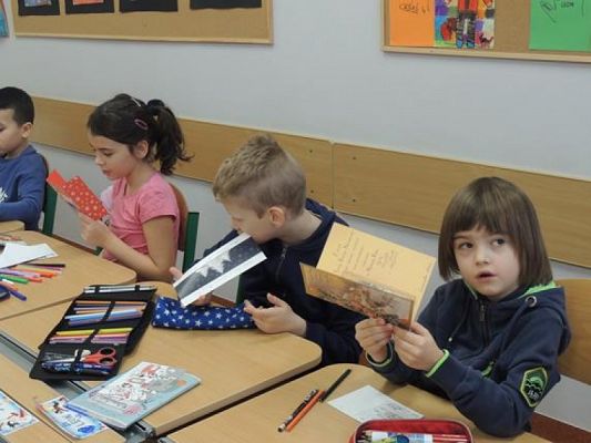  Grafika #1: WYSYŁAMY KARTKI ŚWIĄTECZNE grafika