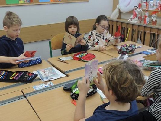  Grafika #3: WYSYŁAMY KARTKI ŚWIĄTECZNE grafika