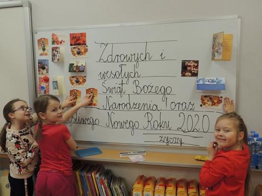  Grafika #5: WYSYŁAMY KARTKI ŚWIĄTECZNE grafika