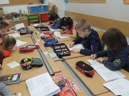  Grafika #6: WYSYŁAMY KARTKI ŚWIĄTECZNE grafika