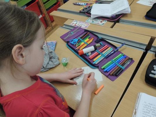  Grafika #7: WYSYŁAMY KARTKI ŚWIĄTECZNE grafika