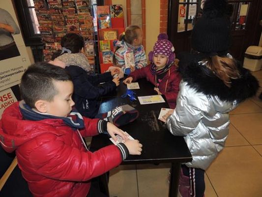  Grafika #20: WYSYŁAMY KARTKI ŚWIĄTECZNE grafika