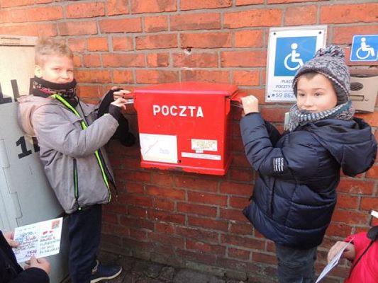  Grafika #21: WYSYŁAMY KARTKI ŚWIĄTECZNE grafika