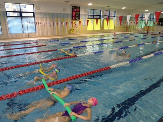  Grafika #12: Bo na basenie było super grafika