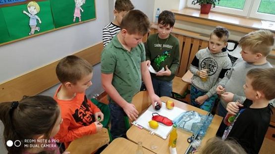  Grafika #6: Wróżby andrzejkowe w klasie IIIa - fotorelacja grafika