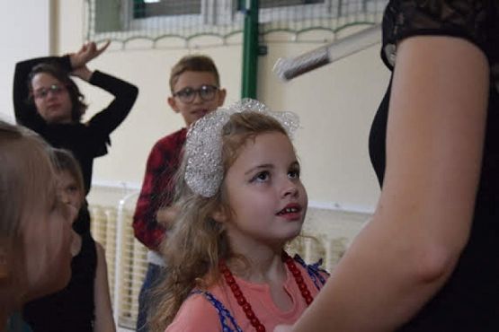  Grafika #7: Andrzejki kl.I-III (Bubble show - pokaz baniek) grafika