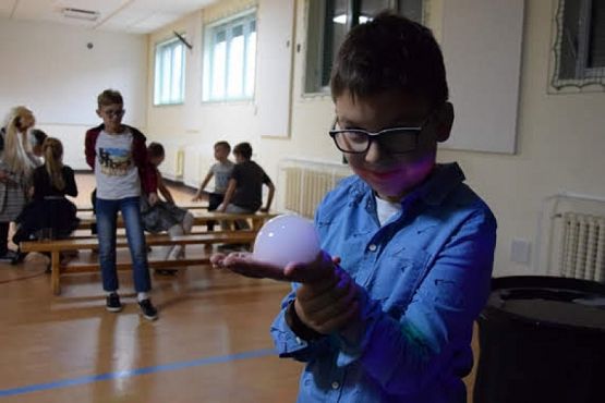  Grafika #16: Andrzejki kl.I-III (Bubble show - pokaz baniek) grafika