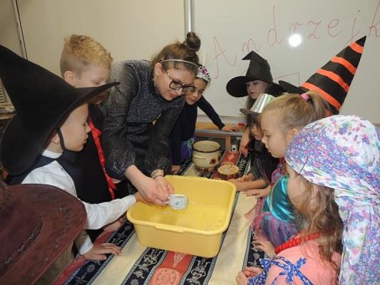  Grafika #10: Magiczne Andrzejki w klasie pierwszej grafika