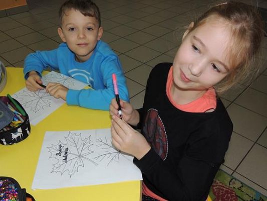  Grafika #5: SZKOLNA AKCJA DRZEWO ŻYCZLIWOŚCI grafika