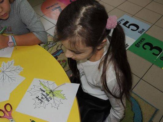  Grafika #8: SZKOLNA AKCJA DRZEWO ŻYCZLIWOŚCI grafika