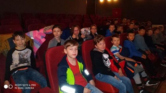  Grafika #3: SHREK - baśń o tolerancji grafika