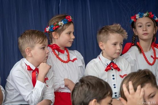  Grafika #0: 11 LISTOPADA 1918 - Zapamiętamy już na zawsze ! grafika