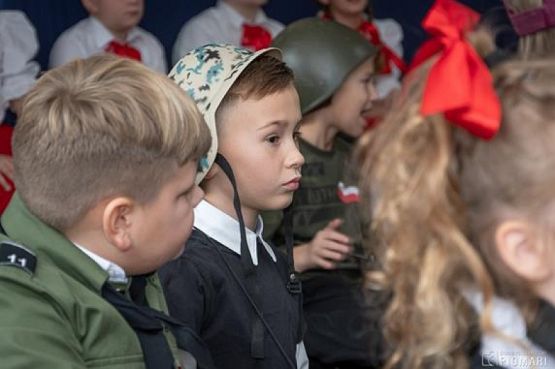  Grafika #2: 11 LISTOPADA 1918 - Zapamiętamy już na zawsze ! grafika