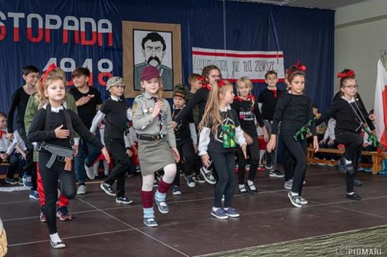  Grafika #15: 11 LISTOPADA 1918 - Zapamiętamy już na zawsze ! grafika