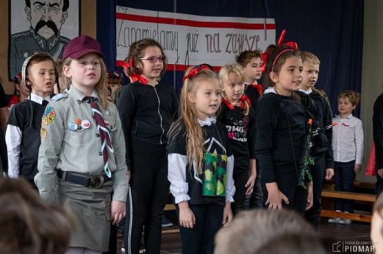  Grafika #17: 11 LISTOPADA 1918 - Zapamiętamy już na zawsze ! grafika