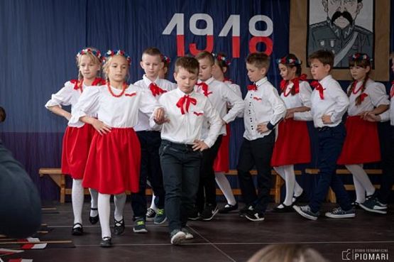  Grafika #49: 11 LISTOPADA 1918 - Zapamiętamy już na zawsze ! grafika