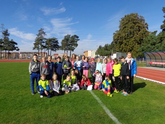  Grafika #3: Sztafetowe Biegi Przełajowe dziewcząt i chłopców grafika