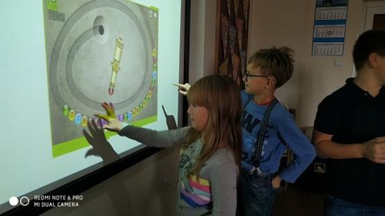  Grafika #0: KÓŁKO "MATEMATYCZNE ŁAMIGŁÓWKI" grafika