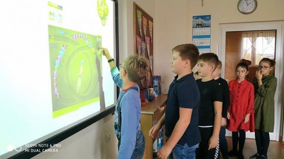  Grafika #8: KÓŁKO "MATEMATYCZNE ŁAMIGŁÓWKI" grafika