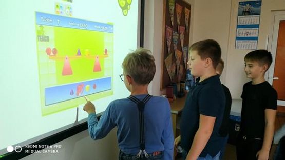  Grafika #13: KÓŁKO "MATEMATYCZNE ŁAMIGŁÓWKI" grafika