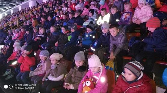  Grafika #4: Niezwykłe przygody Sindbada żeglarza - rewia na lodzie grafika