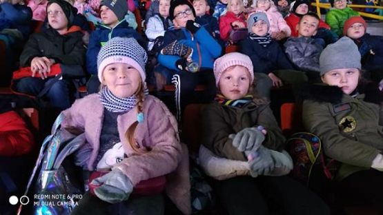  Grafika #8: Niezwykłe przygody Sindbada żeglarza - rewia na lodzie grafika