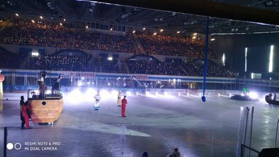  Grafika #21: Niezwykłe przygody Sindbada żeglarza - rewia na lodzie grafika