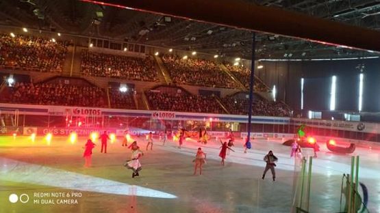  Grafika #29: Niezwykłe przygody Sindbada żeglarza - rewia na lodzie grafika