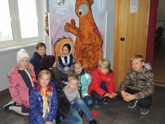  Grafika #1: ,,Lęborskie Słoneczka w Słupsku grafika