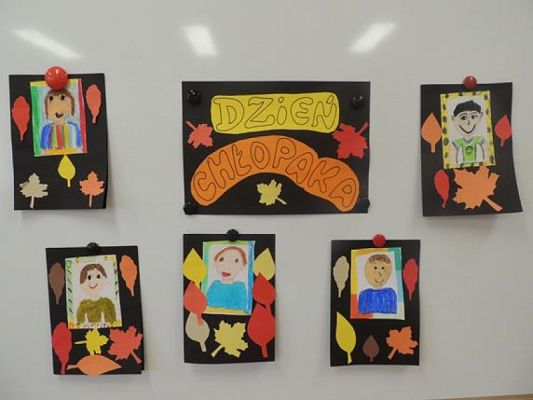  Grafika #19: DZIEŃ CHŁOPAKA W KLASIE PIERWSZEJ grafika