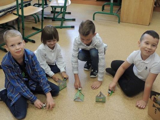  Grafika #20: DZIEŃ CHŁOPAKA W KLASIE PIERWSZEJ grafika