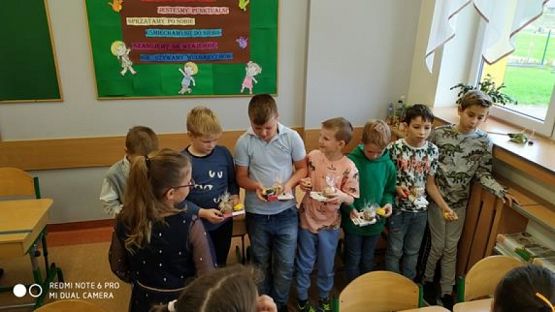  Grafika #3: Dzień Chłopaka w klasie 3A - fotorelacja grafika